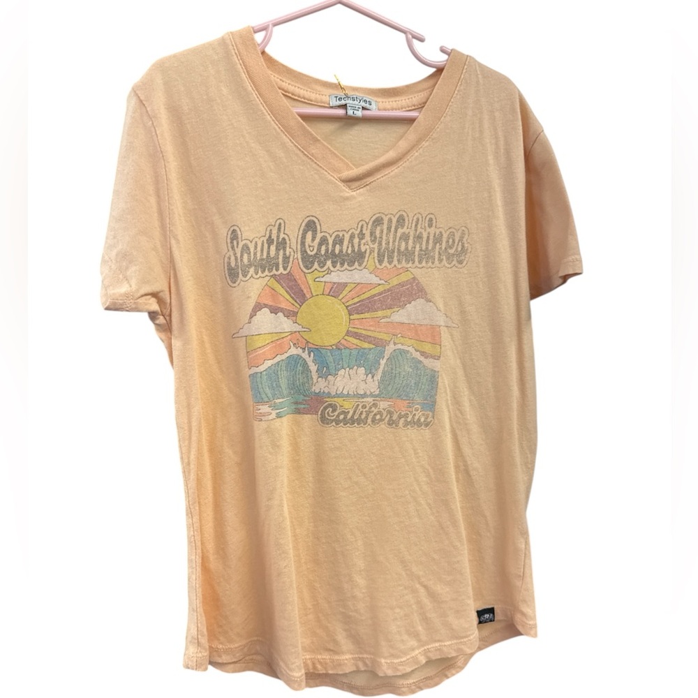 Techstyles Peach 'South Coast Wahiines' Graphic Tee Girls Large
